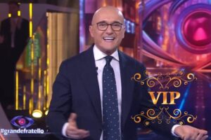 Alfonso Signorini e simbolo VIP